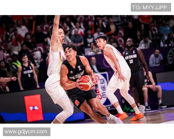 2015年亚锦赛中国男篮对阵伊朗队精彩回顾与赛后分析