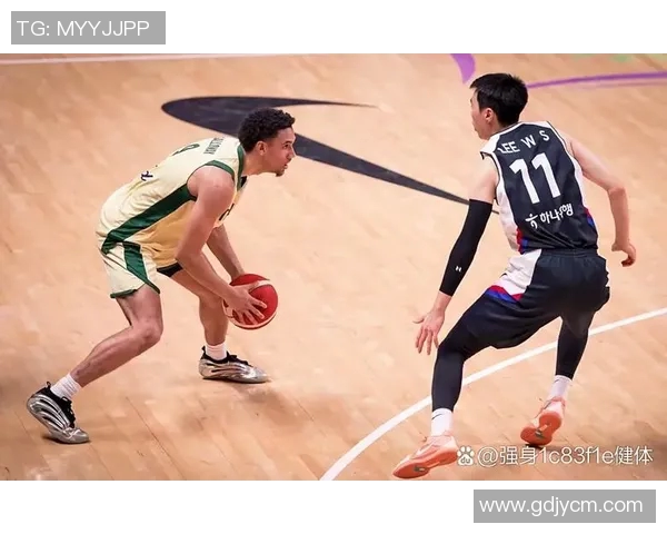 日本男篮迎战澳大利亚队期待逆袭全力争胜展现团队精神