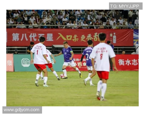 卢多格雷与费伦的较量揭示了足球战术的深度与魅力