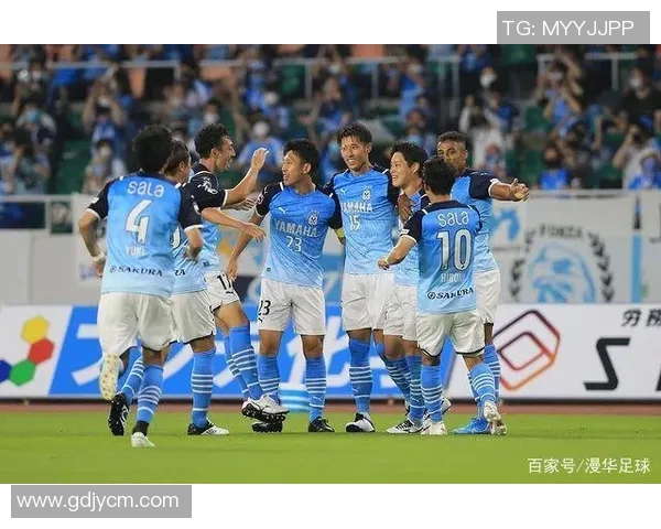 雷法山口对决东京的精彩赛事分析与战术探讨