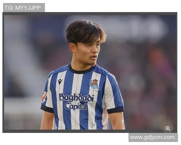 久保建英在赛场上的精彩表现引发球迷热议,未来发展备受期待