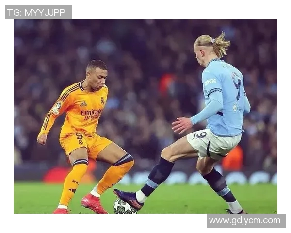 哈兰德与姆巴佩欧冠巅峰对决引发全球关注新一代足球传奇之争 哈兰德与姆巴佩欧冠巅峰对决引发全球关注新一代足球传奇之争