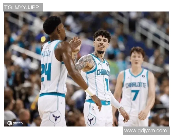 奇才与灰熊夏季联赛精彩对决球员表现引发热议