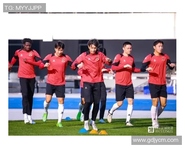 苏州东吴足球迎战泰州球队全力争胜展现实力与激情